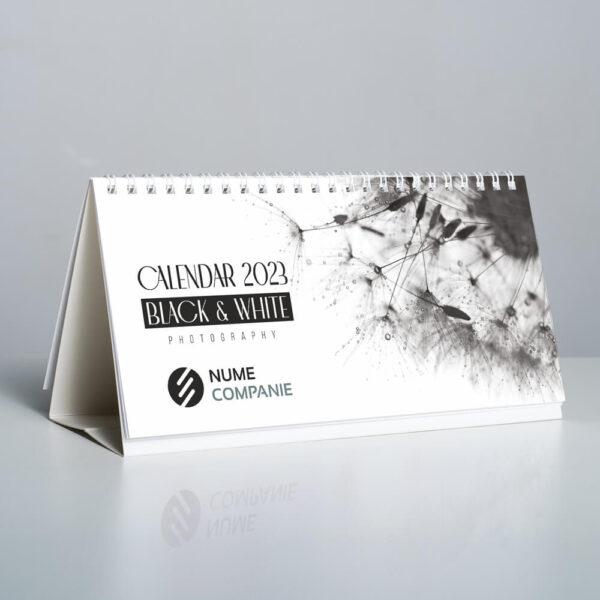 Calendar personalizat Alb-Negru
